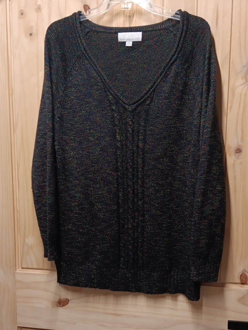 Carolyn Taylor Black V-Neck Sweater EUC